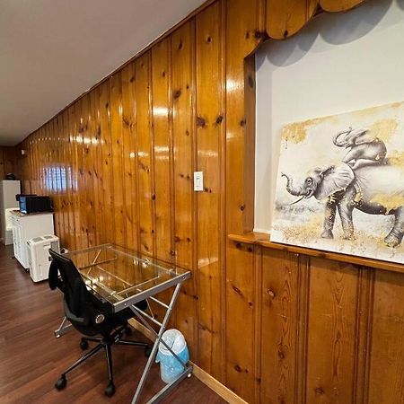 Cozy Spacious Work Friendly Lotus With Garden View High Speed Free Wi Fi And Parking Adjacent To Downtown Montréal Exteriör bild